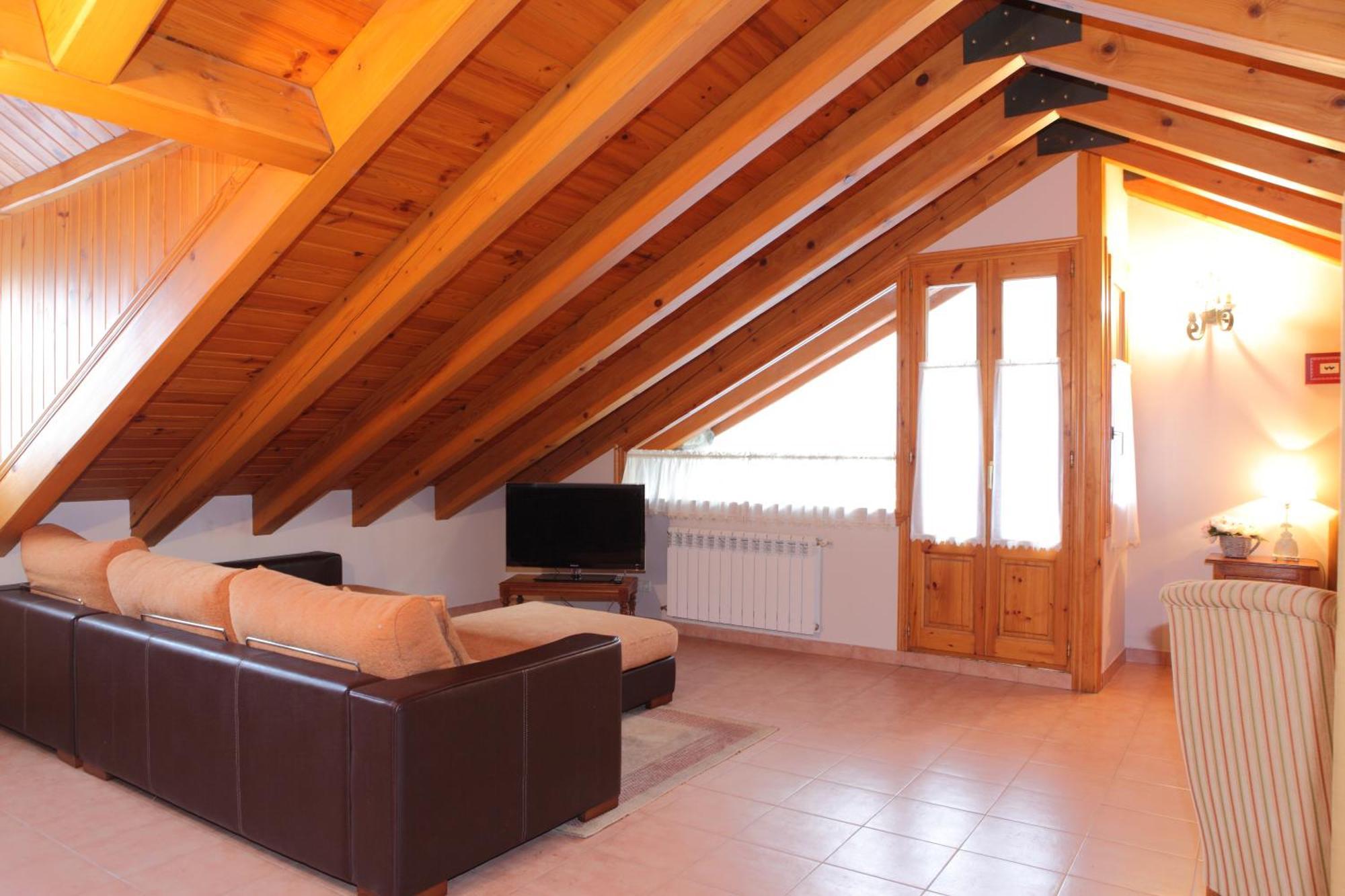 Apartamentos Alba Casa Alquesera Sahun Exteriér fotografie